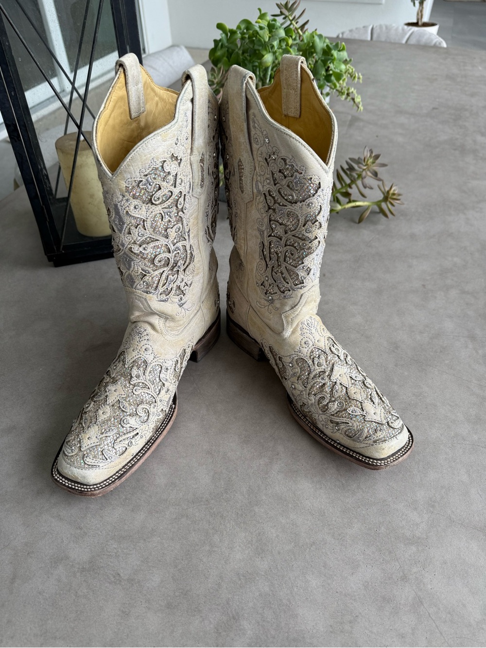 Corral Women's Ivory Glitter Inlay & Crystals Square Toe Wedding Boots